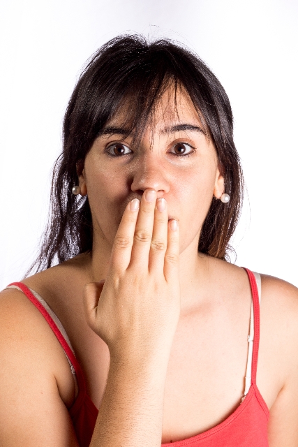口臭の原因とは？対策する方法は？対策するグッズのおすすめは？